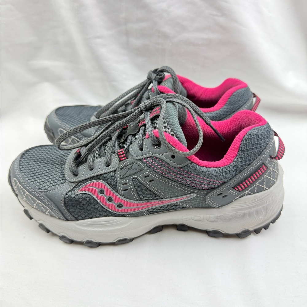 Saucony Women's Grid Raptor TR 2 trail running shoes gray and ink size 7.5